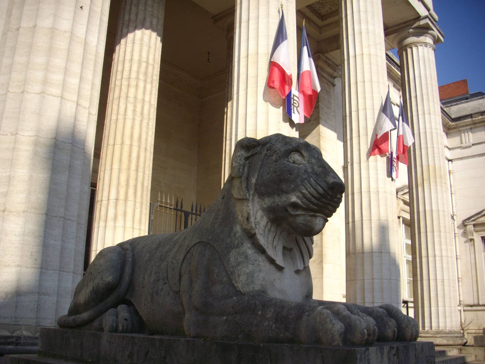 Palais de justice d’Orléans, cour d’appel du ressort de l’étude d’huissier PROJUSTICE (Pithiviers, Loiret)